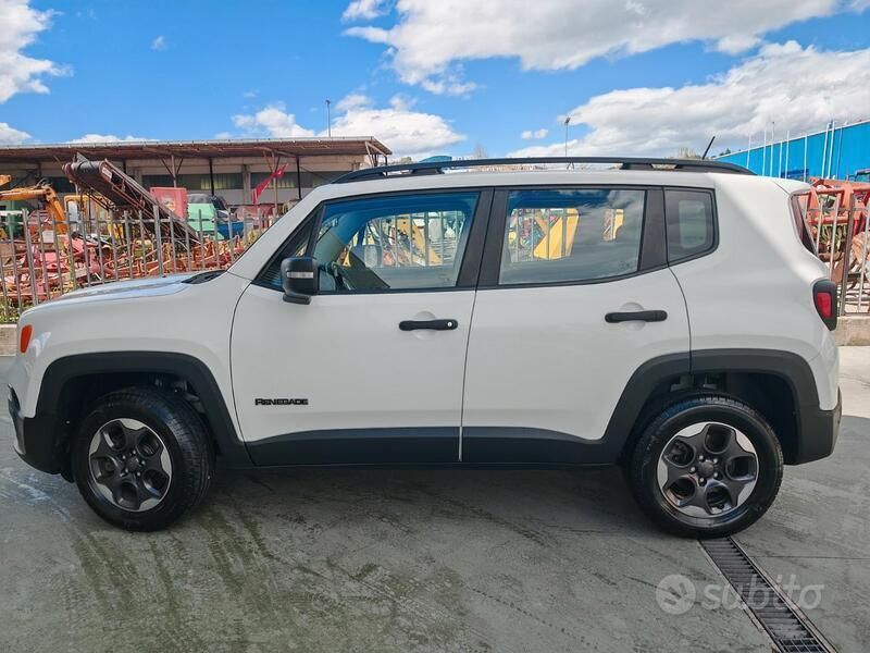 Usata 2017 Jeep Renegade SUV | 9000 € (Molto cara) - Immagine 1/4