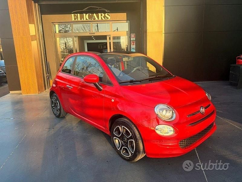 Usata Fiat 500C 69 CV (50 kW) 2023 Rosso pastello Cabrio
