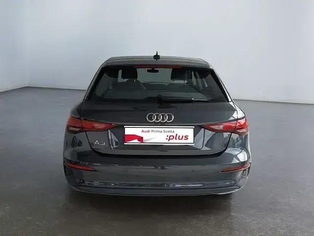 Usata Audi A3 Sportback g-tron Business 131 CV (96 kW) 2024 Grigio Utilitaria