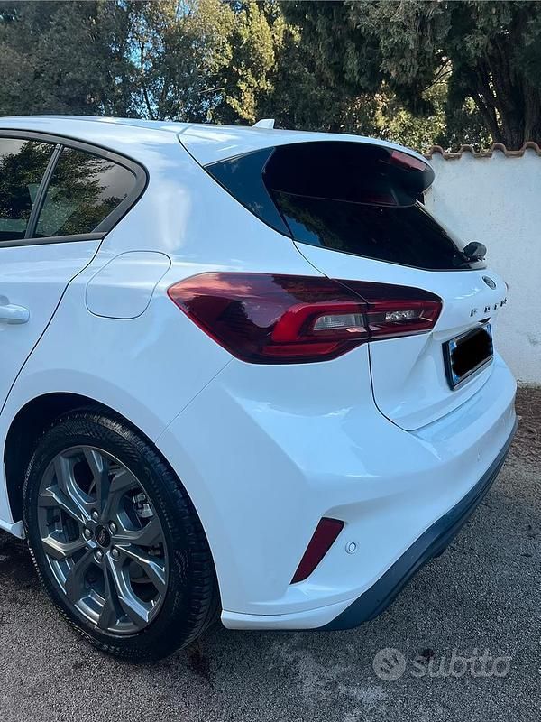 Usata Ford Focus ST-Line 2023 Bianco Berlina