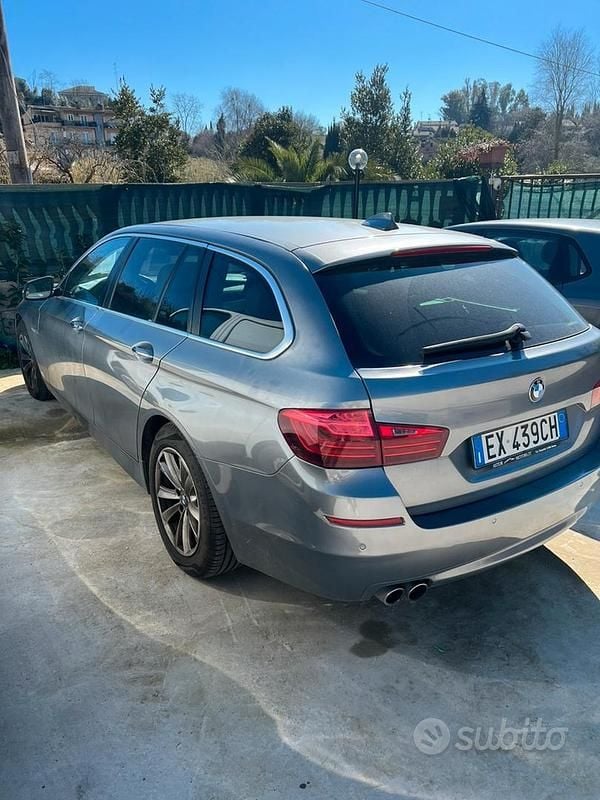 Usata BMW 530 270 CV (198 kW) 2014 Grigio Station wagon
