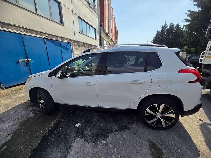 Usata Peugeot 2008 Allure 99 CV (72 kW) 2015 SUV