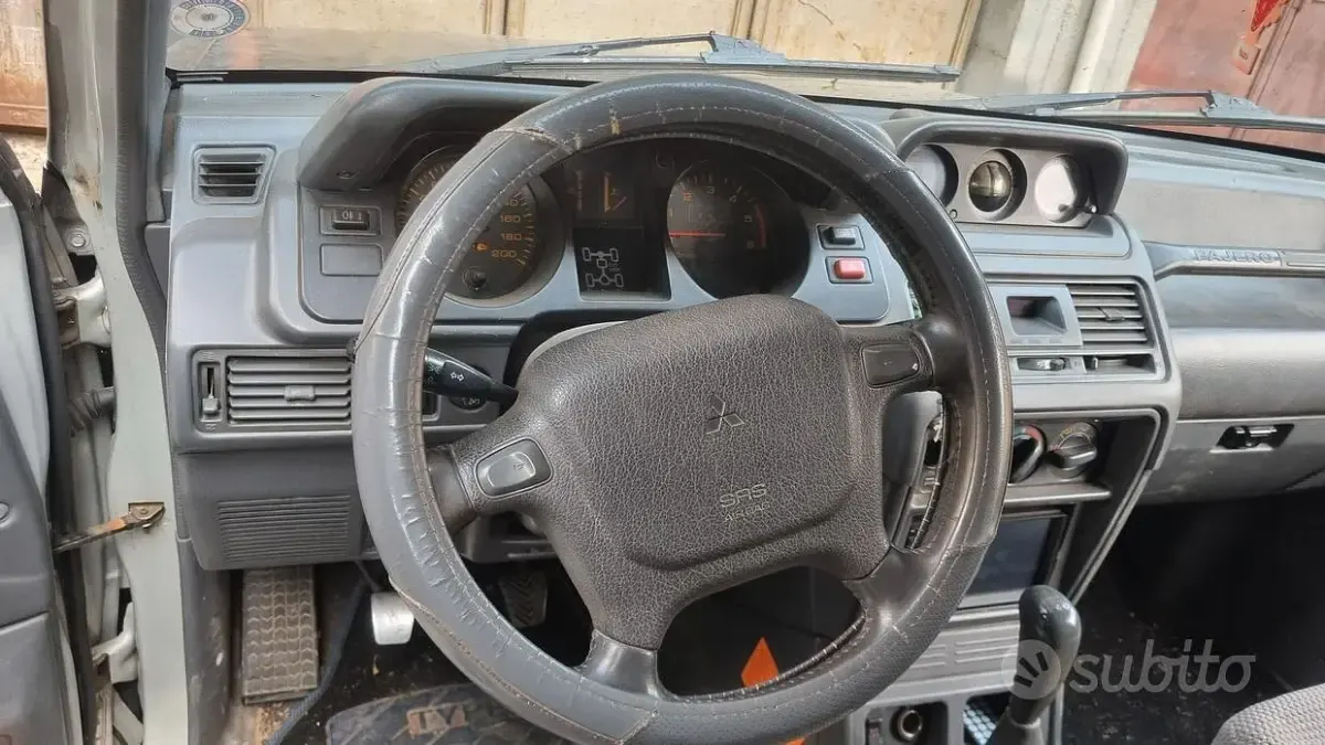 Usata Mitsubishi Pajero 100 CV (73 kW) 1999 SUV