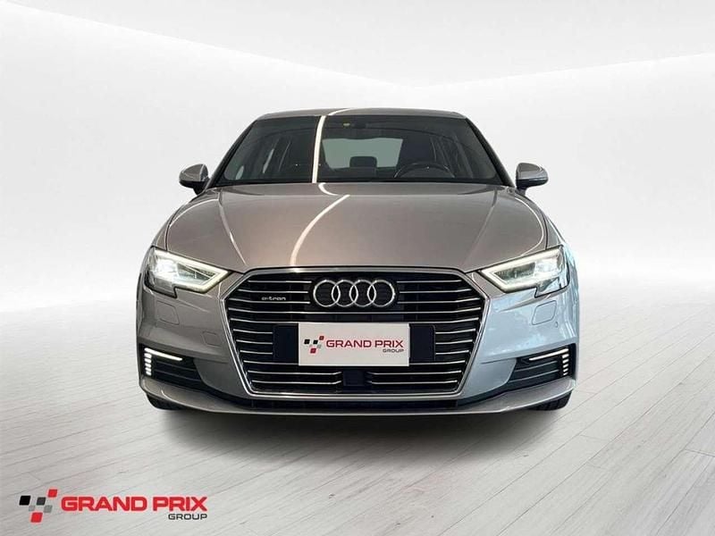Usata Audi A3 Admired 150 CV (110 kW) 2020 Argento Berlina
