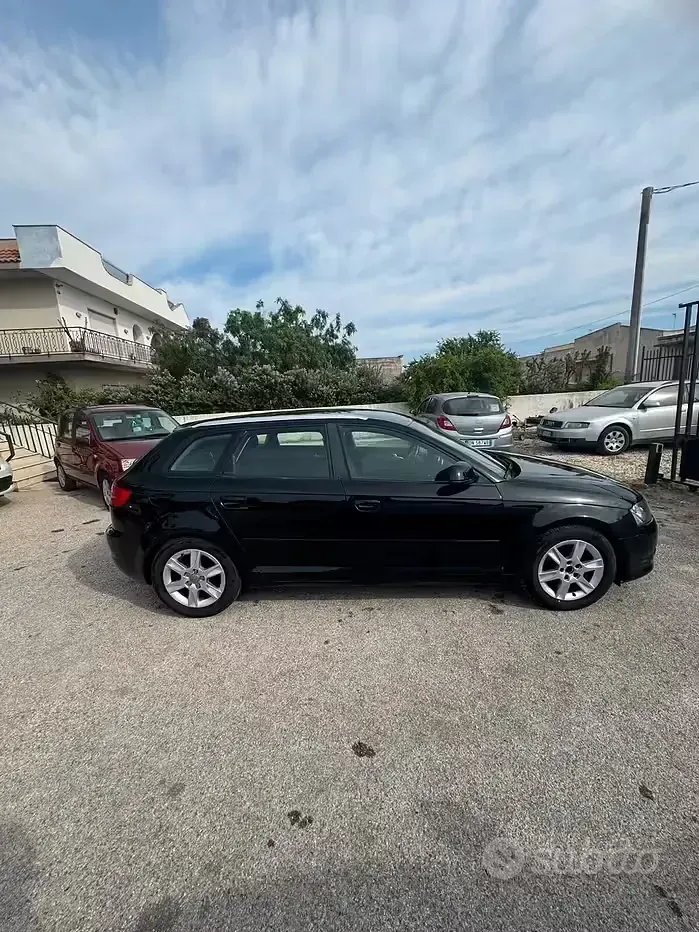 Usata Audi A3 Attraction 105 CV (77 kW) 2011 Nero Utilitaria