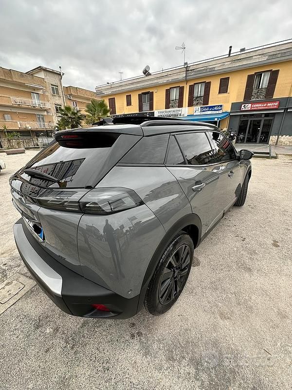 Usata Peugeot 2008 GTi 130 CV (95 kW) 2024 SUV