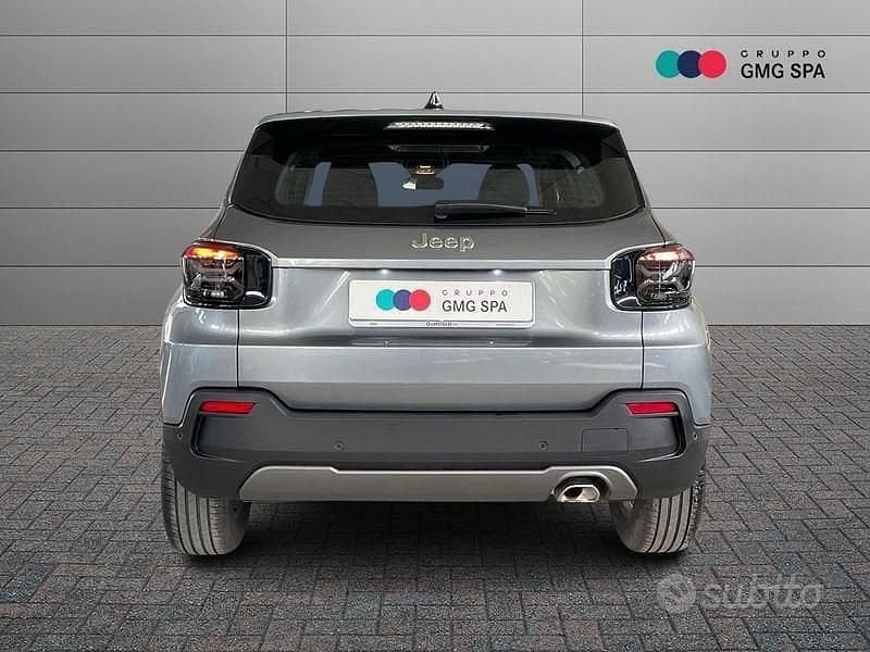 Usata Jeep Avenger Longitude 101 CV (74 kW) 2025 Grigio SUV