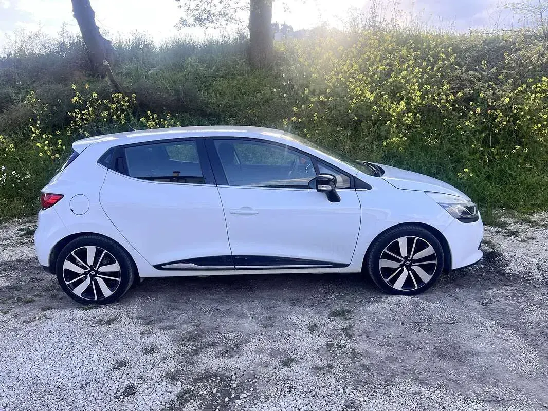 Usata Renault Clio IV 90 CV (66 kW) 2015 Berlina