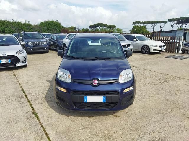 Usata Fiat Panda 69 CV (50 kW) 2015 Blu Utilitaria