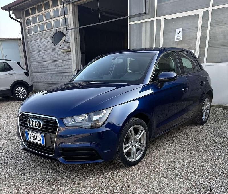 Other Usata 2014 Audi A1 Sportback Ambition Due volumi | 10.900 € (Buon prezzo) - Immagine 1/4