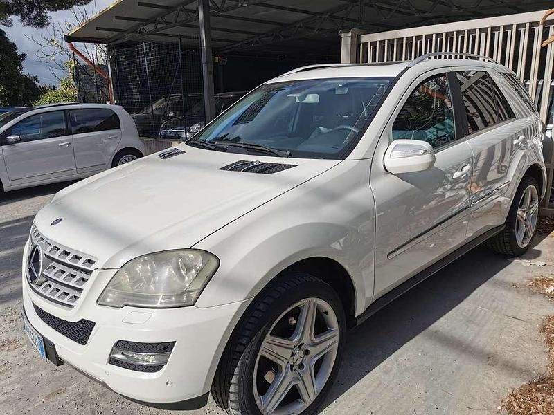 Usata Mercedes ML350 211 CV (155 kW) 2009 SUV