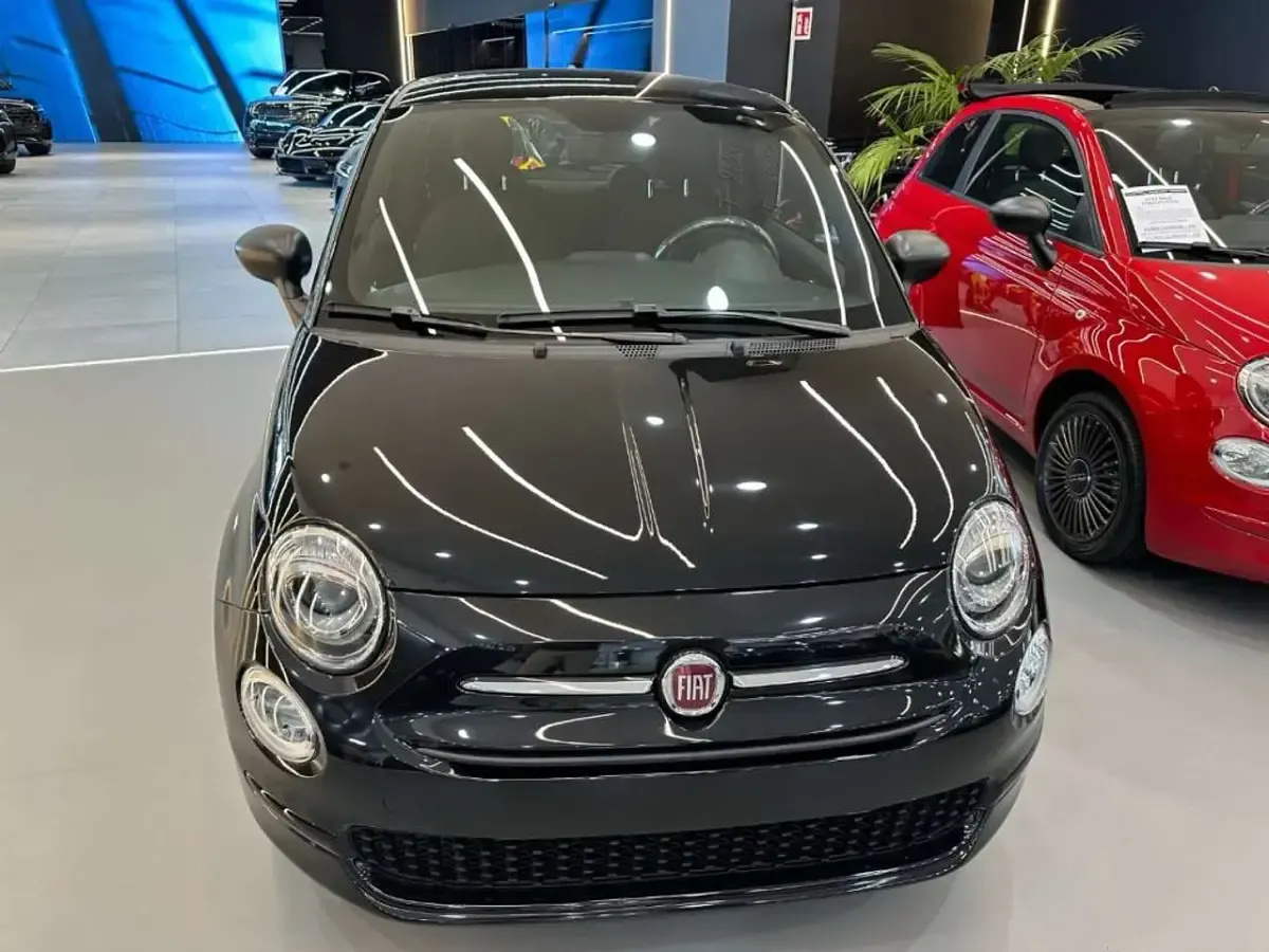 Usata Fiat 500 Lounge 70 CV (51 kW) 2023 Nero metallizzato Utilitaria