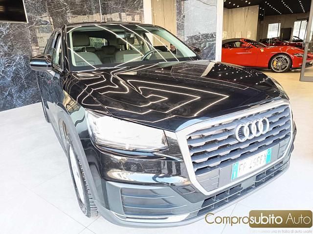 Usata Audi Q2 Design 116 CV (85 kW) 2018 Grigio scuro SUV