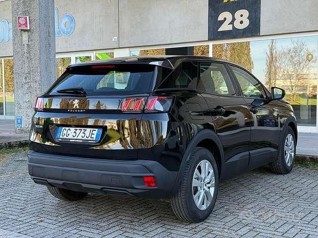 Usata Peugeot 3008 Active 131 CV (96 kW) 2021 Nero SUV
