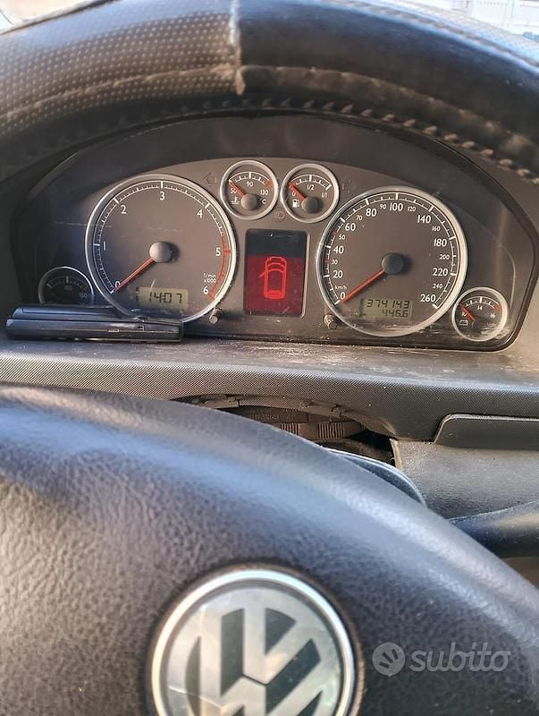 Grigio Usata 2005 VW Sharan Monovolume | 800 € - Immagine 1/4