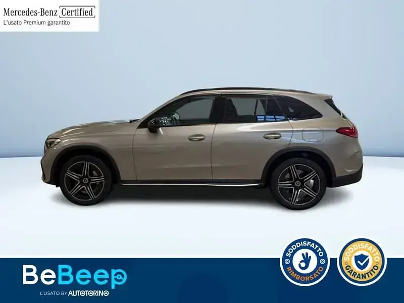 Usata Mercedes GLC300de Advanced Plus 333 CV (244 kW) 2023 Champagne metallizzato SUV