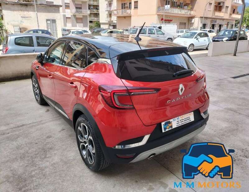 Usata Renault Captur Intens 101 CV (74 kW) 2021 Rosso SUV