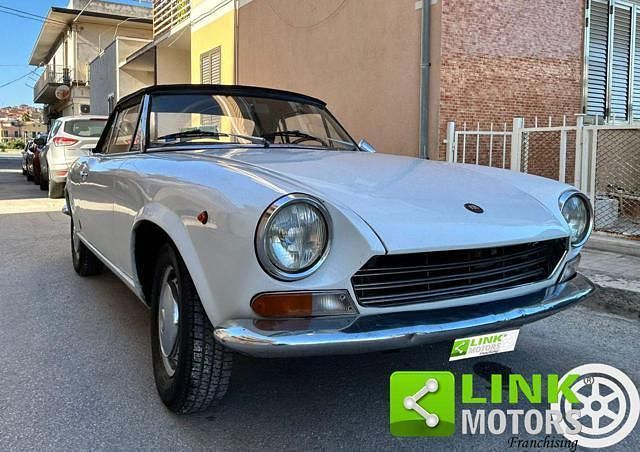 Usata Fiat 124 Spider Sport 88 CV (64 kW) 1969 Bianco Cabrio