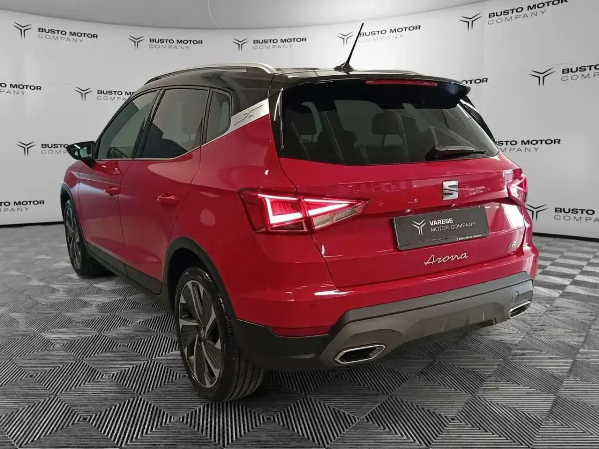 Usata Seat Arona Xperience 95 CV (69 kW) 2024 Rosso SUV