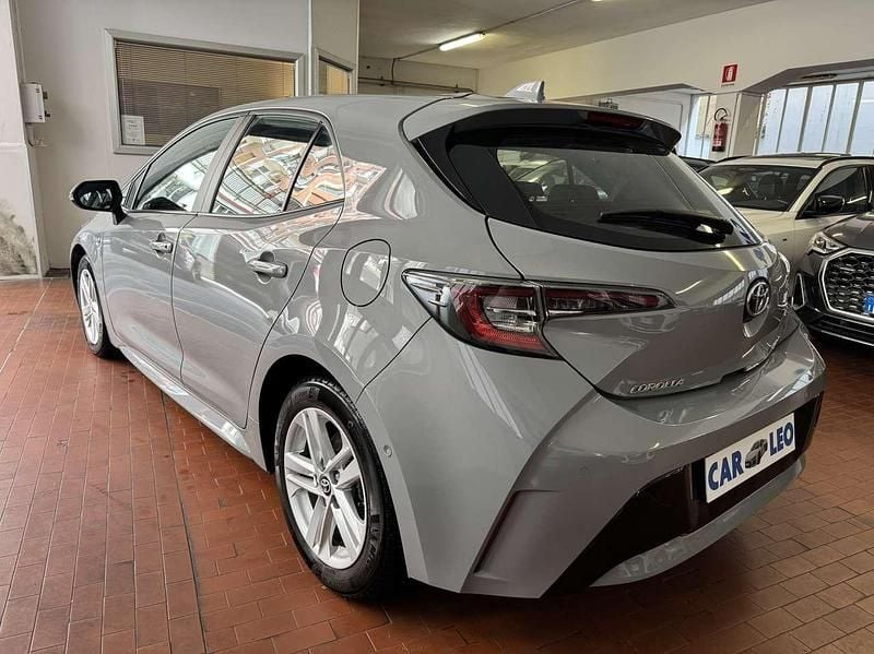 Usata Toyota Corolla Business Edition 98 CV (72 kW) 2021 Grigio Berlina