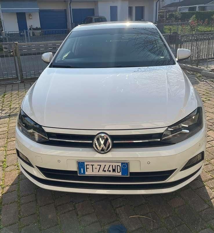 Usata VW Polo Comfortline 90 CV (66 kW) 2019 Bianco Utilitaria