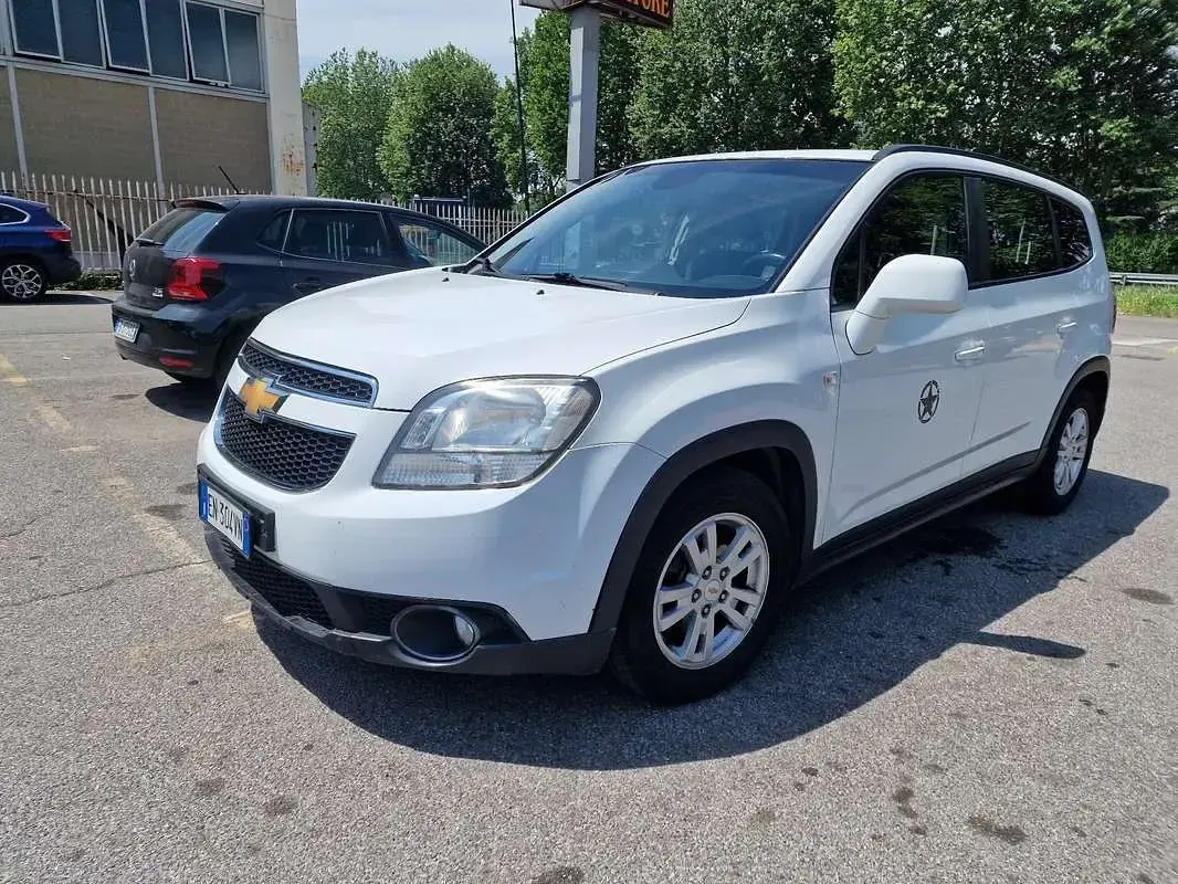 Usata Chevrolet Orlando LT 131 CV (96 kW) 2013 Bianco Monovolume