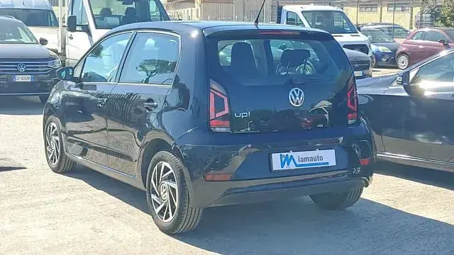 Usata VW up! move up! 60 CV (44 kW) 2019 Nero Utilitaria