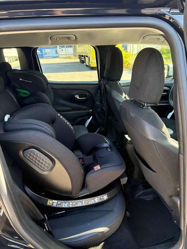 Usata Jeep Renegade Limited 140 CV (102 kW) 2015 Nero SUV
