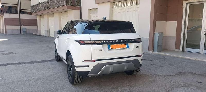 Begagnad Land Rover Range Rover evoque R-Dynamic 150 HK (110 kW) 2020 SUV