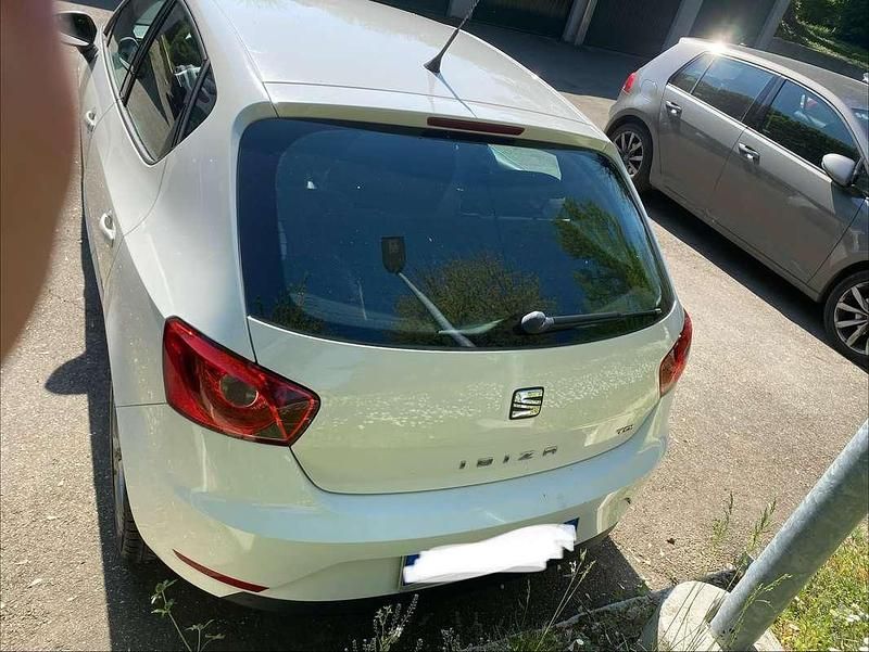 Usata Seat Ibiza 75 CV (55 kW) 2015 Bianco Berlina