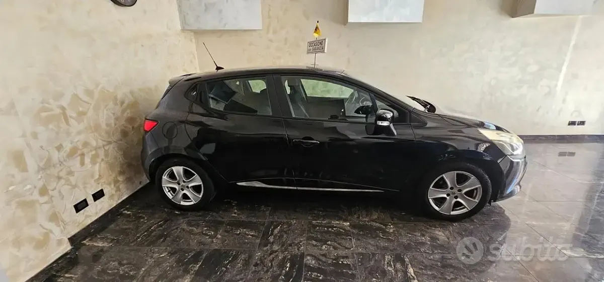 Usata Renault Clio IV 90 CV (66 kW) 2013 Grigio Berlina