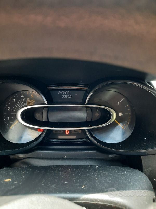 Usata Renault Clio IV 58 CV (42 kW) 2015 Bianco Utilitaria