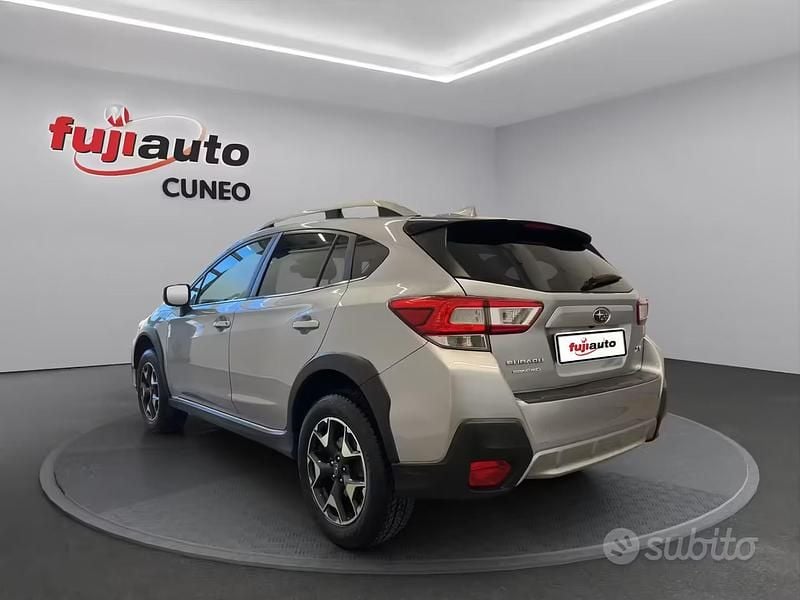 Usata Subaru XV Premium 114 CV (83 kW) 2019 Grigio SUV