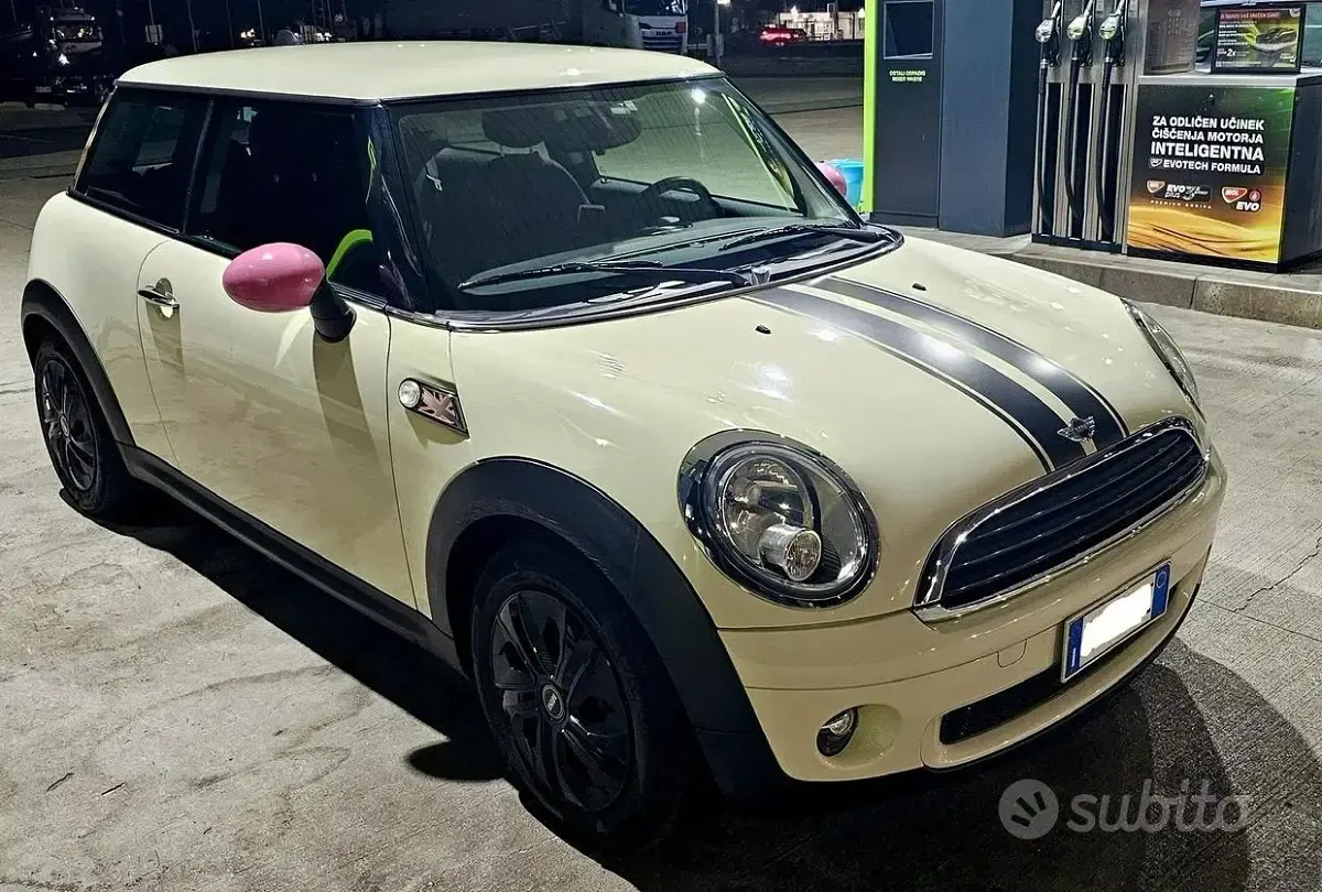 Usata Mini ONE 75 CV (55 kW) 2010 Utilitaria