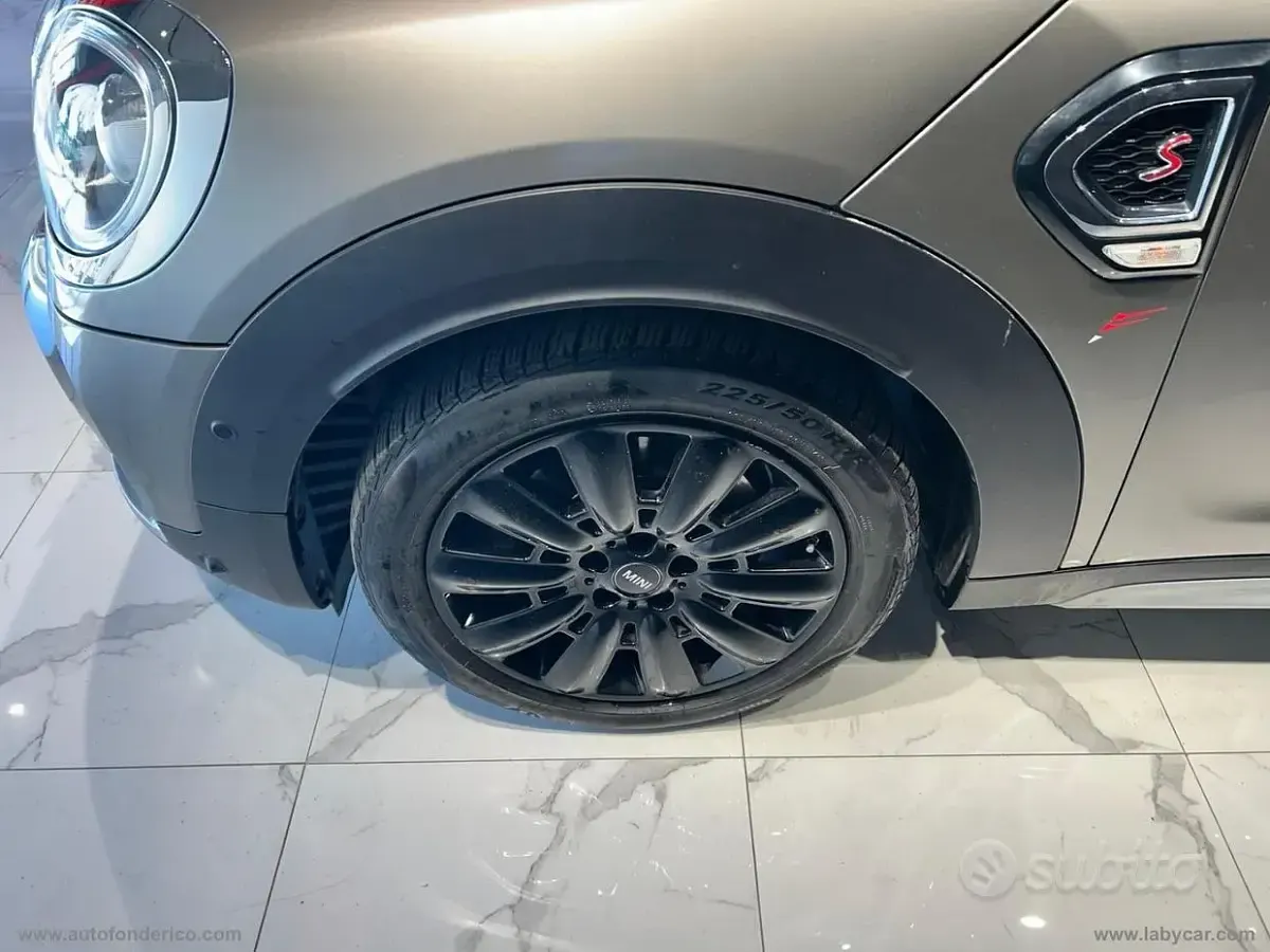 Usata Mini Cooper SD Countryman Hype 190 CV (139 kW) 2017 Grigio SUV