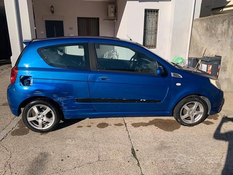 Usata Chevrolet Aveo 2009 Blu