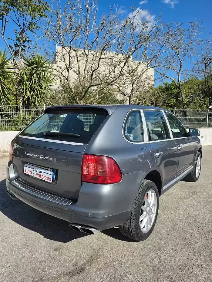 Usata Porsche Cayenne Turbo 450 CV (330 kW) 2003 Grigio SUV