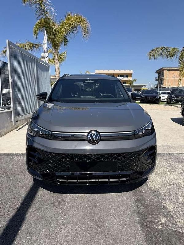 Nuova VW Tiguan R-line Plus 150 CV (110 kW) 2025 Other SUV