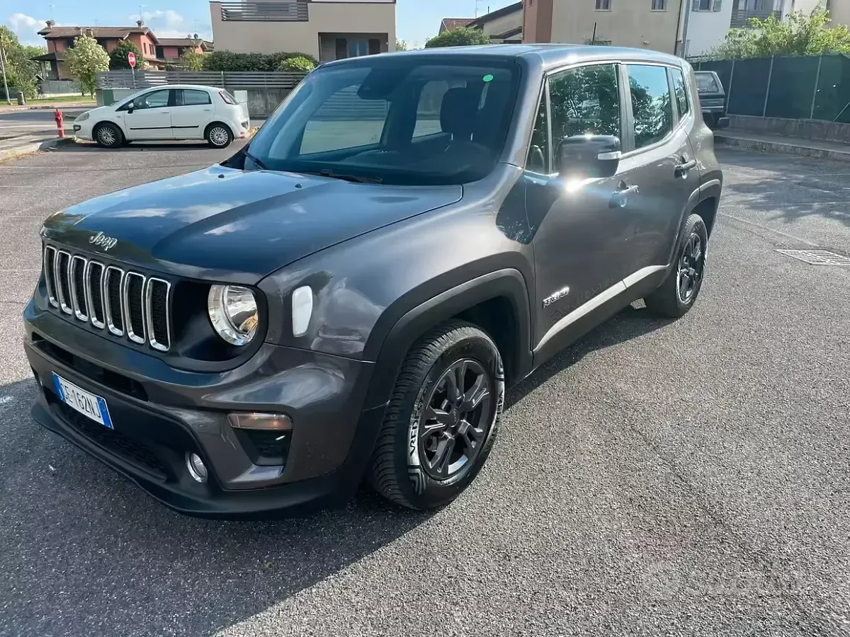 Usata Jeep Renegade Longitude 120 CV (88 kW) 2021 Grigio SUV