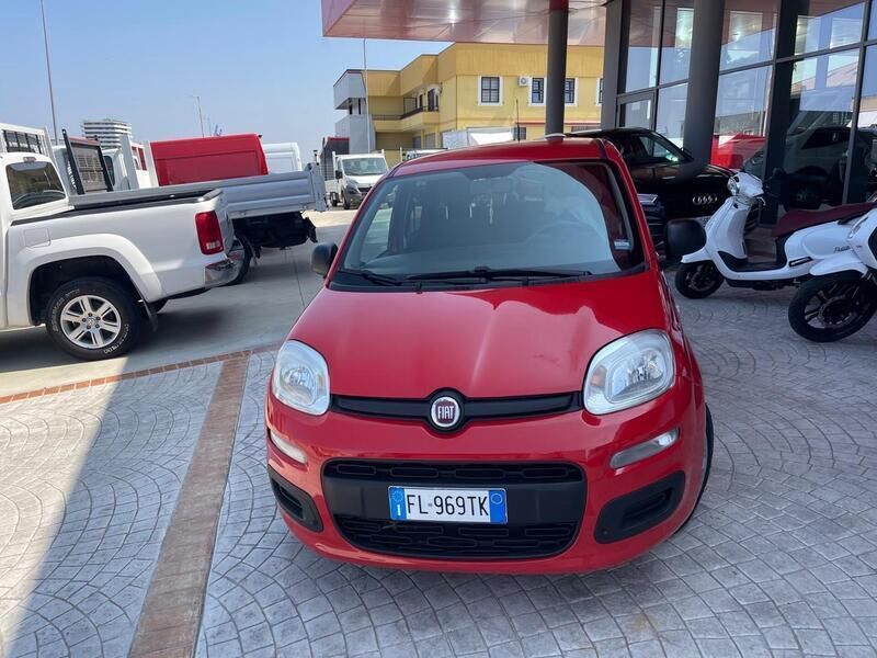 Usata Fiat Panda Easy 95 CV (69 kW) 2017 Rosso Utilitaria