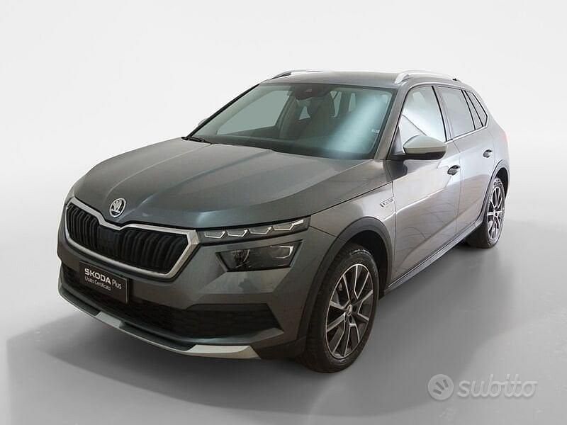 Usata Skoda Kamiq ScoutLine 110 CV (80 kW) 2023 Grigio SUV