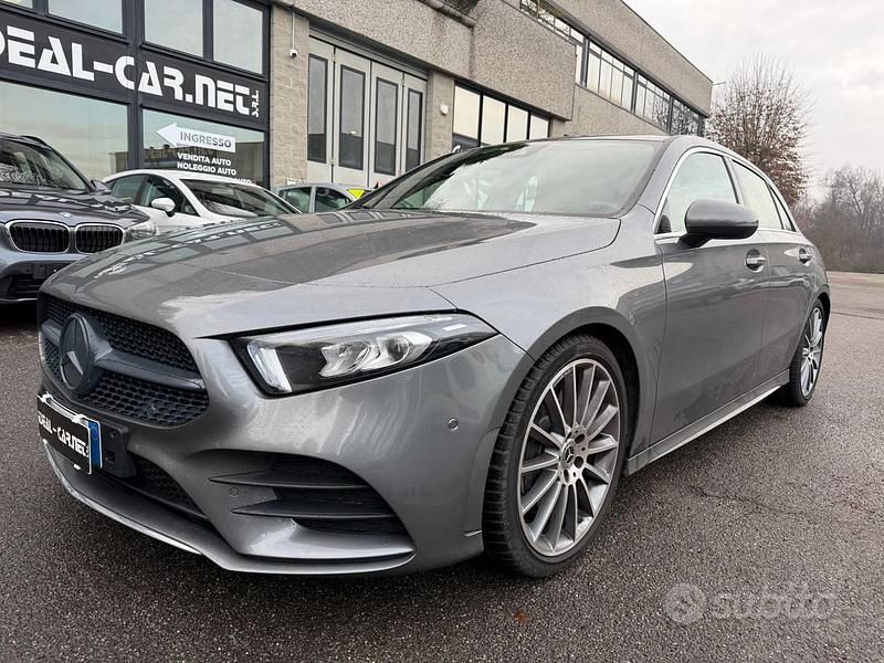 Usata Mercedes A250 Premium 224 CV (164 kW) 2019 Grigio Berlina