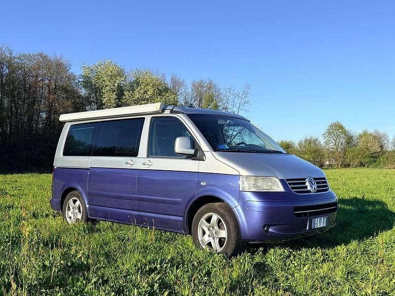 Begagnad VW California Comfortline 131 HK (96 kW) 2005 Blå Van