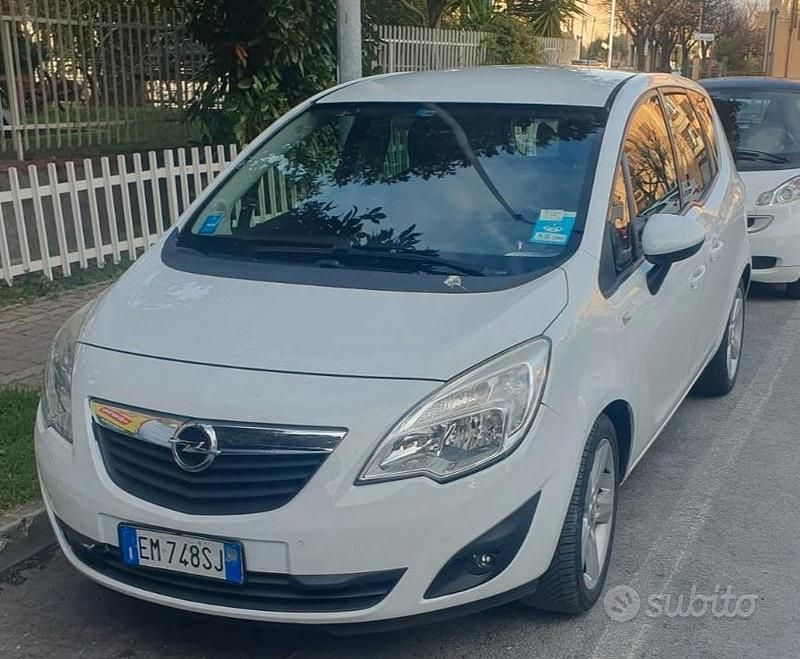 Usata Opel Meriva Cosmo 120 CV (88 kW) 2012 Bianco Monovolume