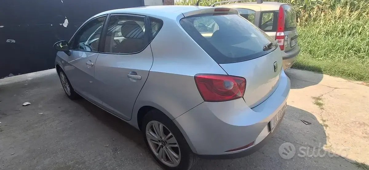 Usata Seat Ibiza 80 CV (58 kW) 2009 Berlina