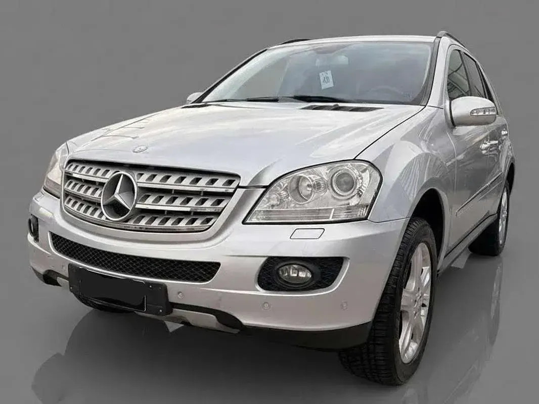Usata Mercedes ML320 Sport Edition 224 CV (164 kW) 2008 Argento SUV