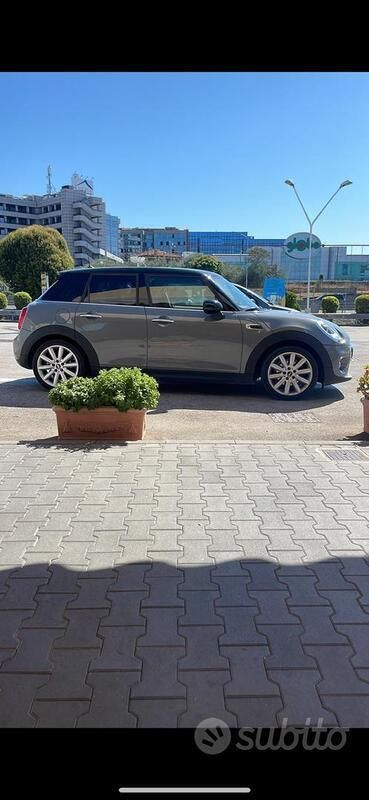 Grigio Usata 2017 Mini Cooper D Due volumi | 13.500 € (Buon prezzo) - Immagine 1/4