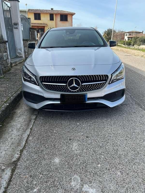 Usata Mercedes CLA220 Premium 177 CV (130 kW) 2017 Argento Berlina