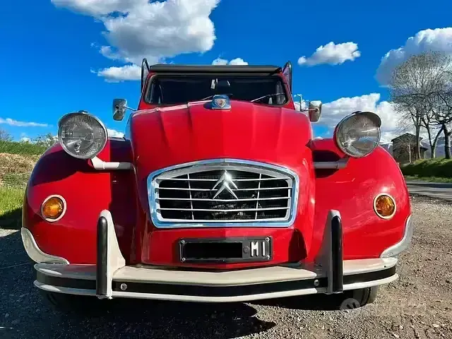 Usata Citroën 2CV 29 CV (21 kW) 1981 Rosso Berlina