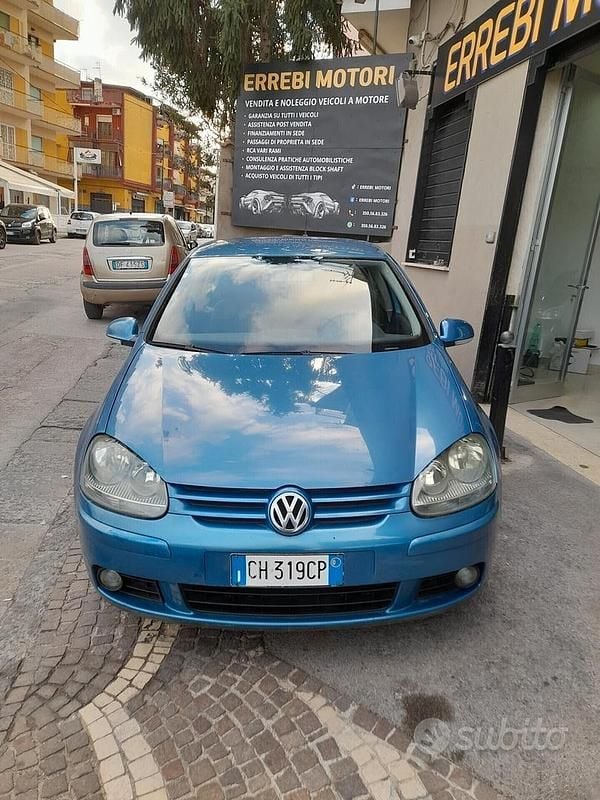Blu Usata 2007 VW Golf V Comfortline Tre volumi | 1500 € (Ottimo prezzo) - Immagine 1/4